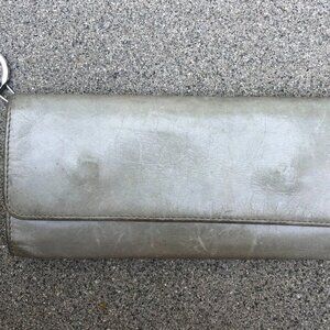 HOBO Leather Wallet Trifold Grey Women's Magnetic Closure Card Holder